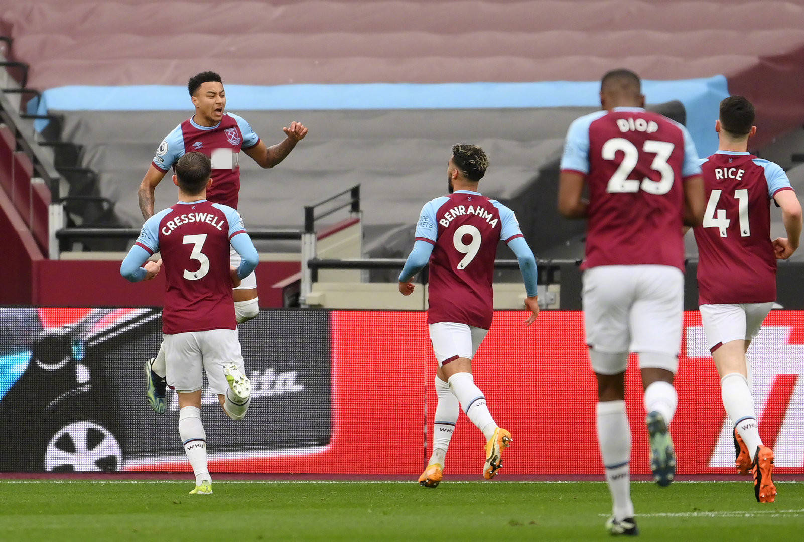 多尼亚在比 多尼亚在比